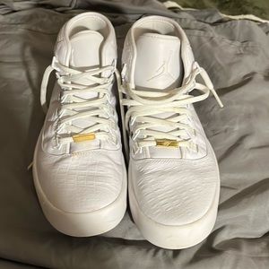Jordon Westbrook white sneaker